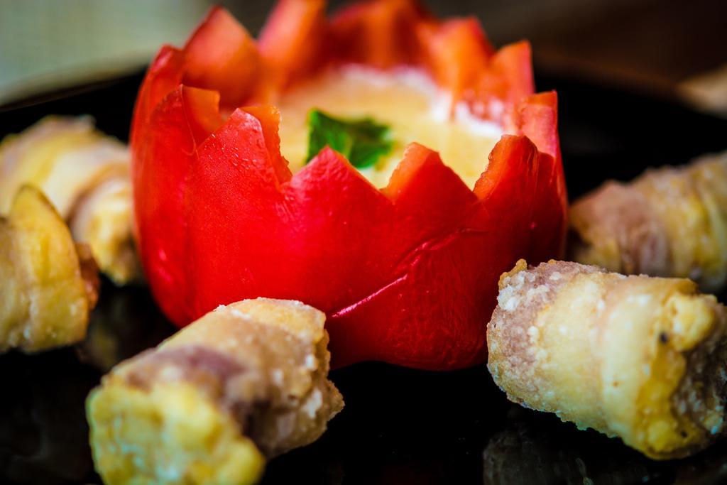 Diamond Palace Resort & Sky Bar 金边 外观 照片