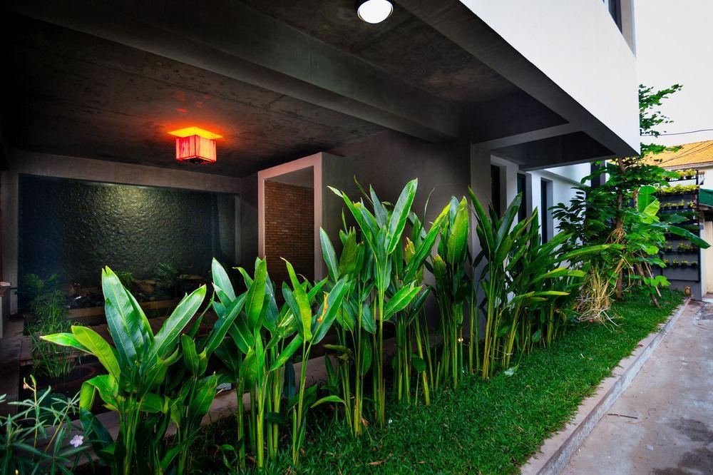 Diamond Palace Resort & Sky Bar 金边 外观 照片